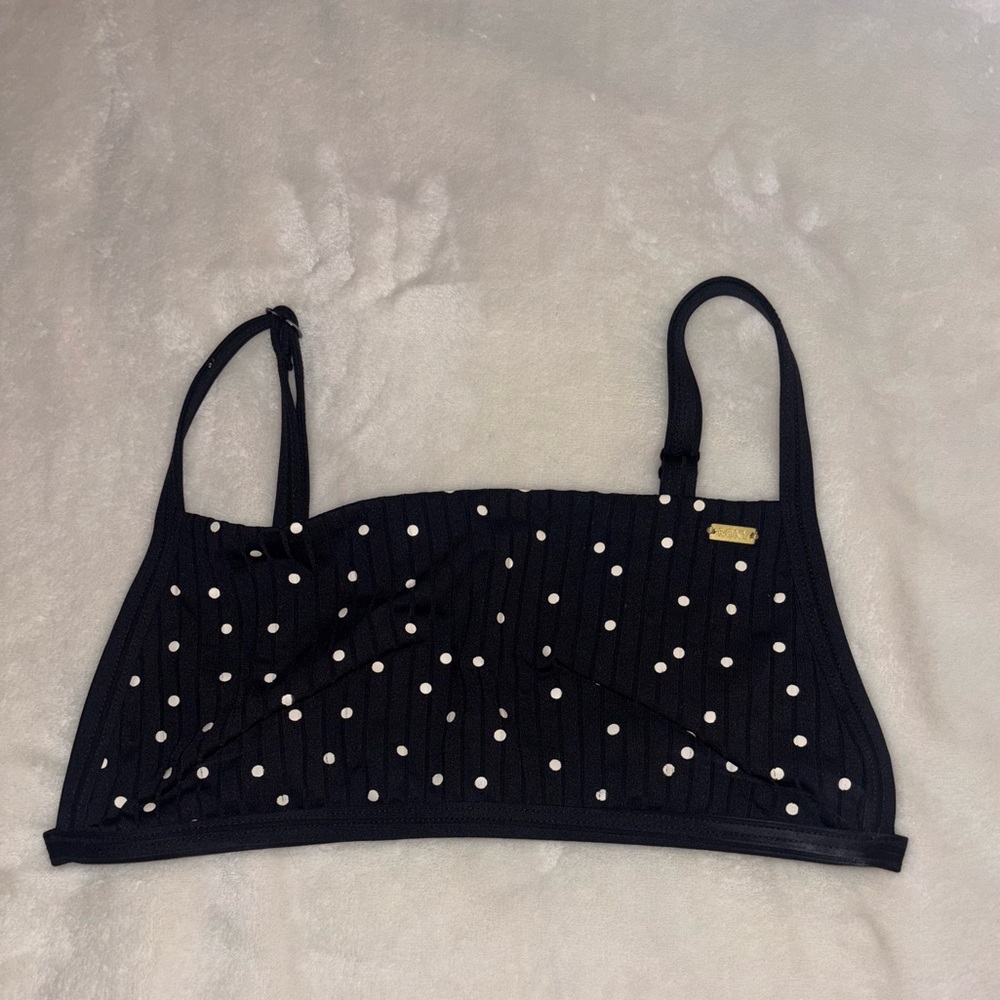 Woman’s small ROXY swim top